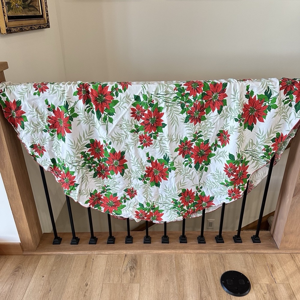 VTG Poinsettia‎ Holly Christmas Tablecloth Round 61"MCM Red White Cotton